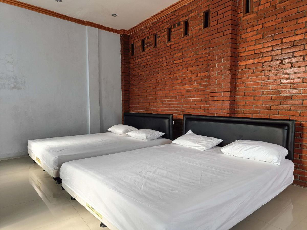Jogo Segoro Homestay Mitra Reddoorz Near Pantai Sundak Gunungkidul Ngandong Dış mekan fotoğraf