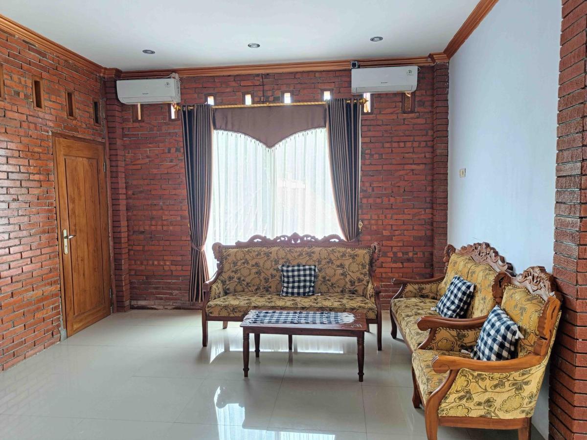Jogo Segoro Homestay Mitra Reddoorz Near Pantai Sundak Gunungkidul Ngandong Dış mekan fotoğraf